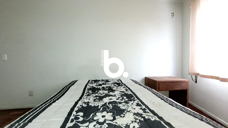 Apartamento Semimobiliado de 1 Dormitório com Sacada na Avenida Cavalhada