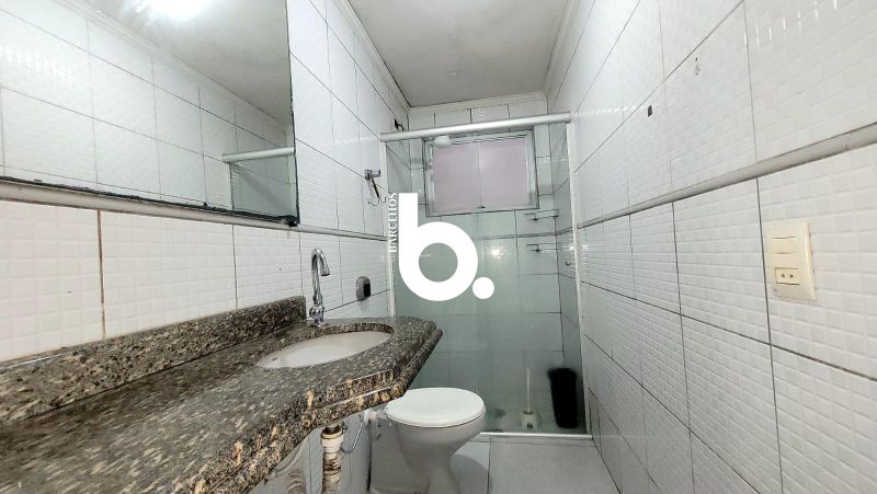 Apartamento Semimobiliado de 1 Dormitório com Sacada na Avenida Cavalhada