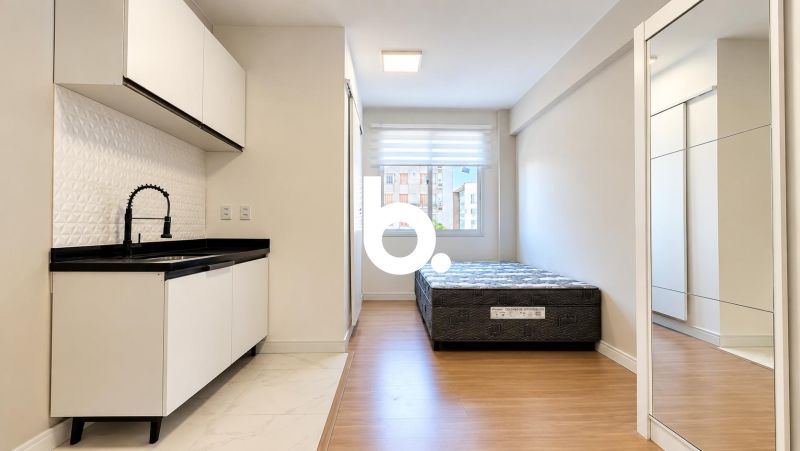 Apartamento Mobiliado e Reformado na Galeria do Rosário – Centro Histórico