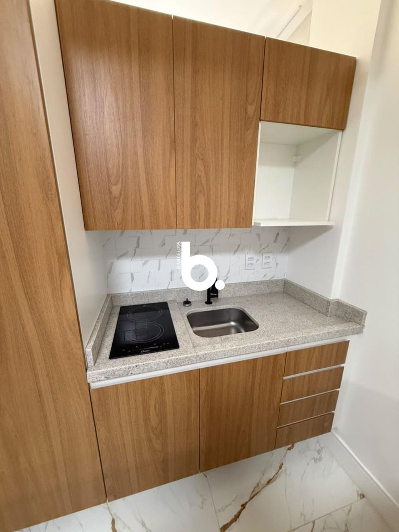 Apartamento estilo JK mobiliado na Galeria do Rosário