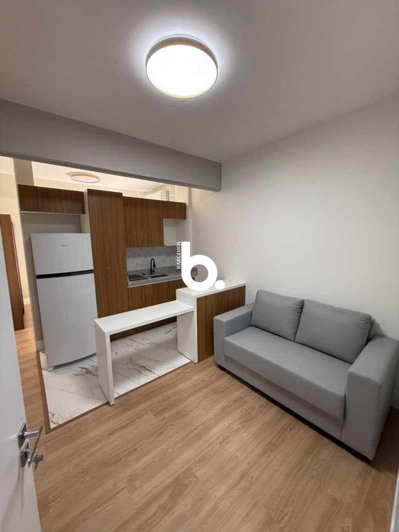 Apartamento estilo JK mobiliado na Galeria do Rosário