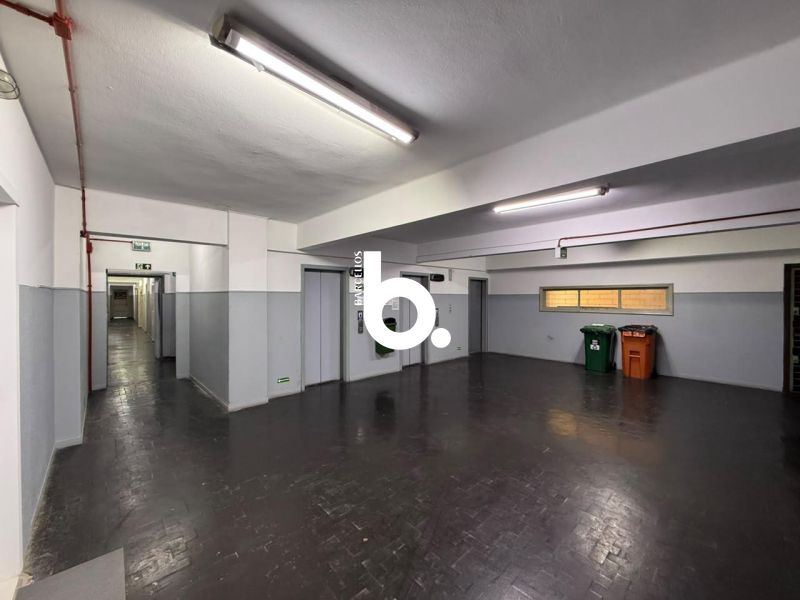 Apartamento estilo JK mobiliado na Galeria do Rosário