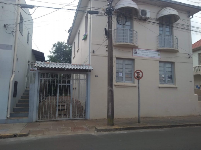 Apto no bairro CENTRO em CACHOEIRA DO SUL