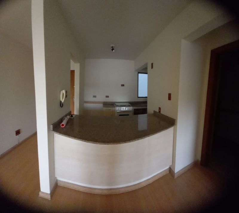 Apartamento com 1 quarto, 1 banheiro e 50m² para alugar no bairro Centro, Pelotas