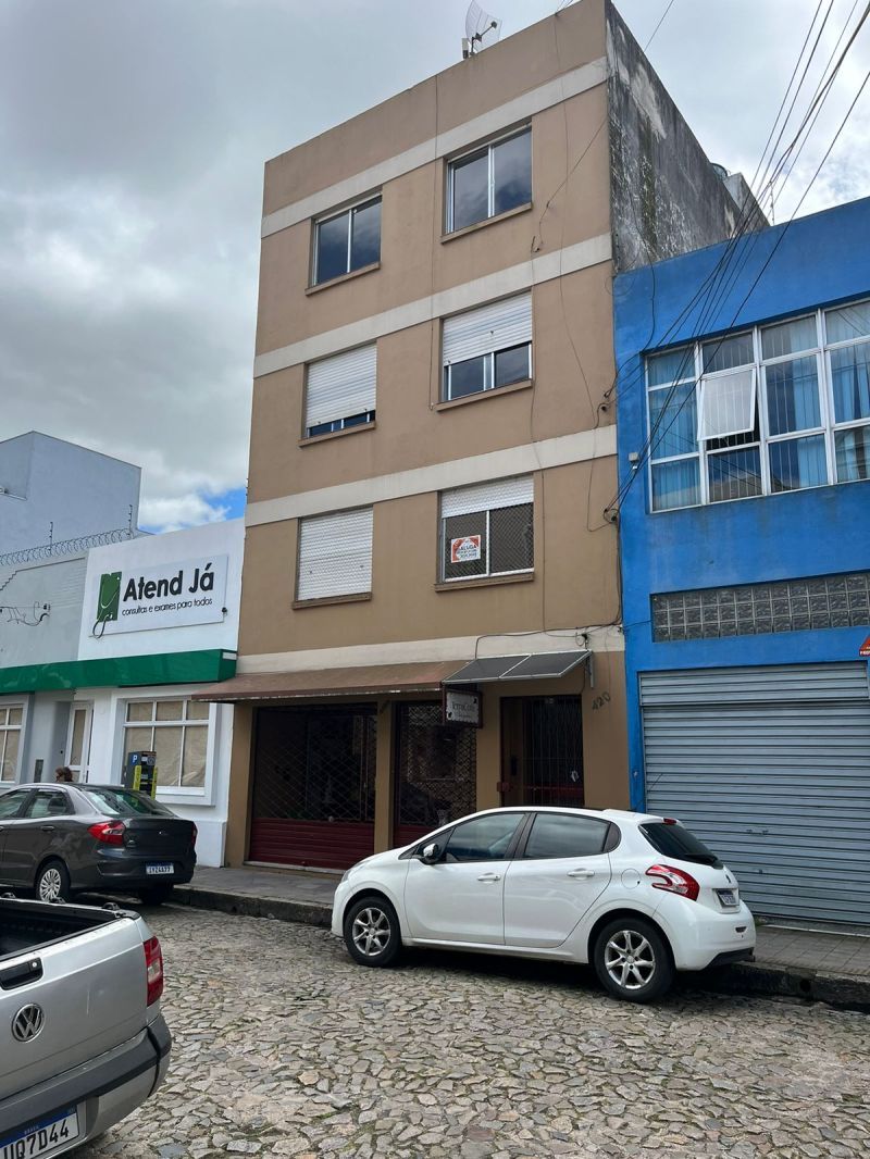 APARTAMENTO 1 Quarto no bairro CENTRO em PELOTAS