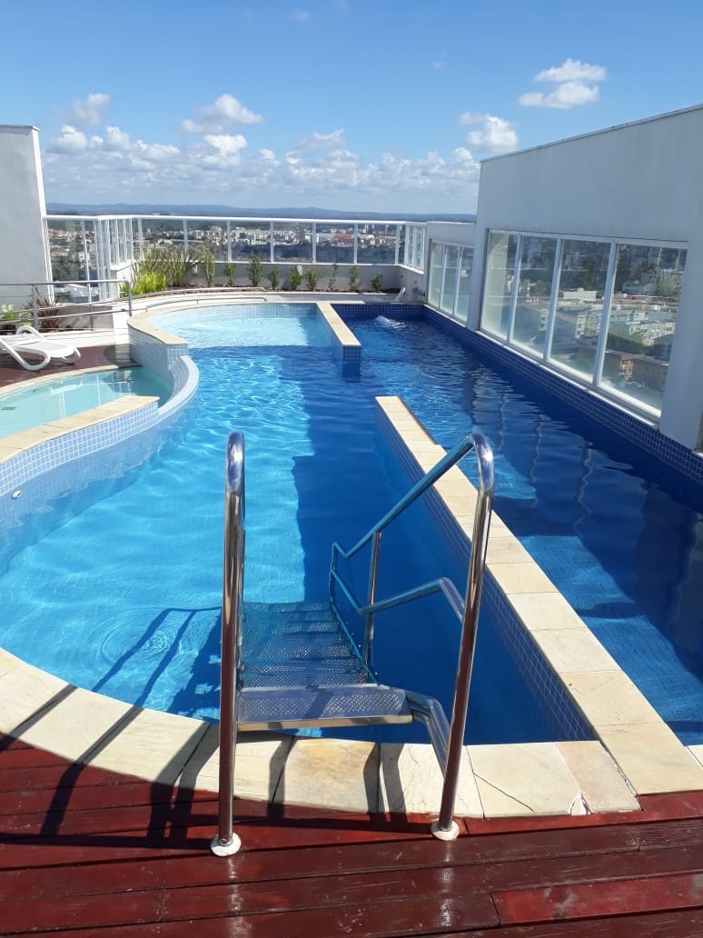 Apartamento com 2 quartos e 65m² para alugar no bairro Areal, Pelotas