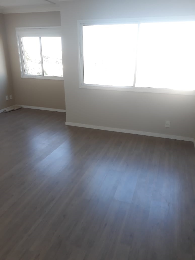 Apartamento com 2 quartos e 65m² para alugar no bairro Areal, Pelotas