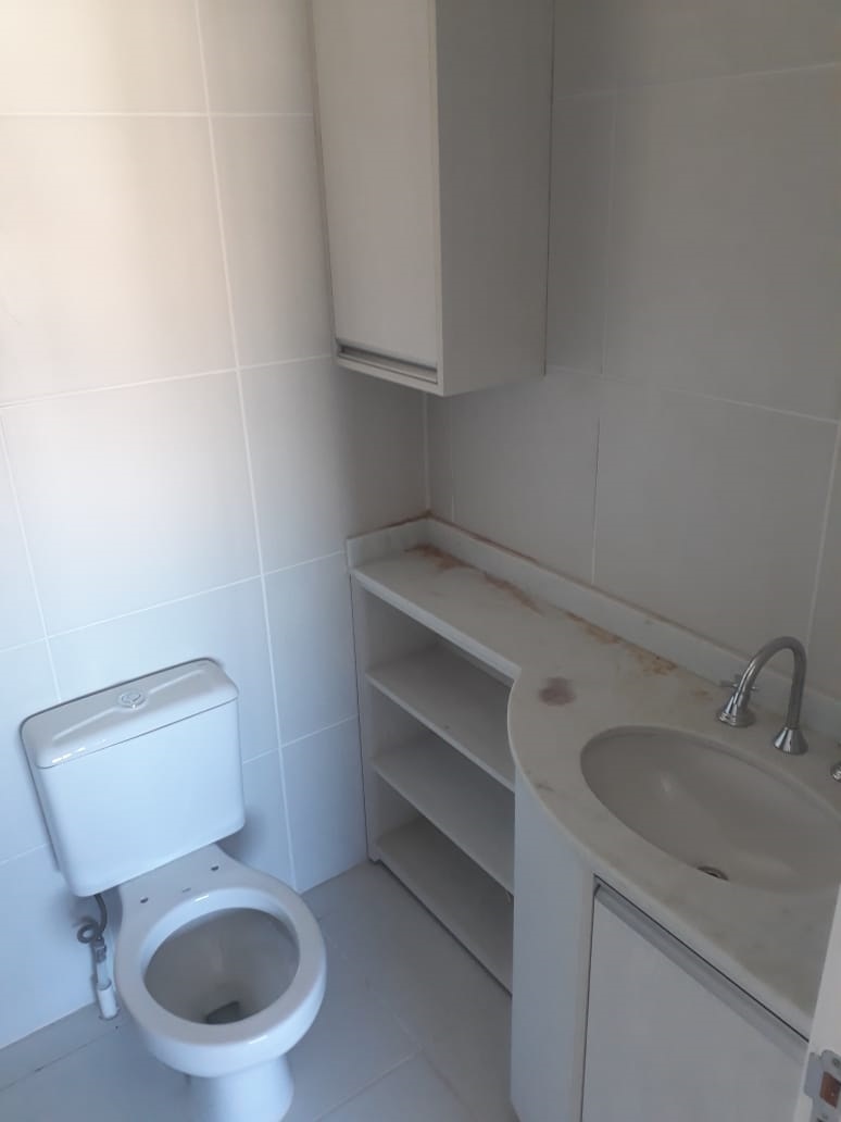 Apartamento com 2 quartos e 65m² para alugar no bairro Areal, Pelotas
