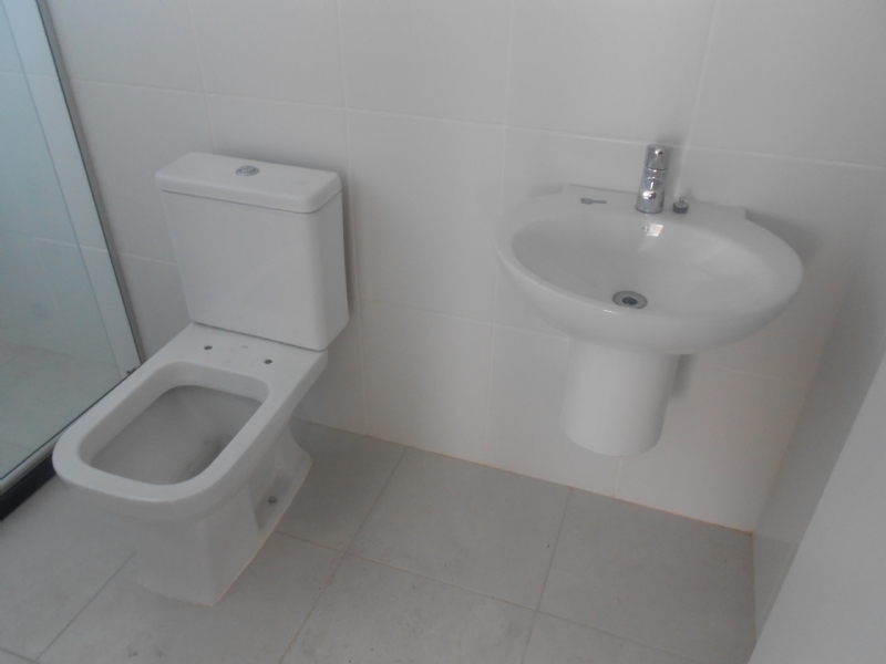 Apartamento com 3 quartos, 2 banheiros e 90m² para alugar no bairro Três Vendas, Pelotas