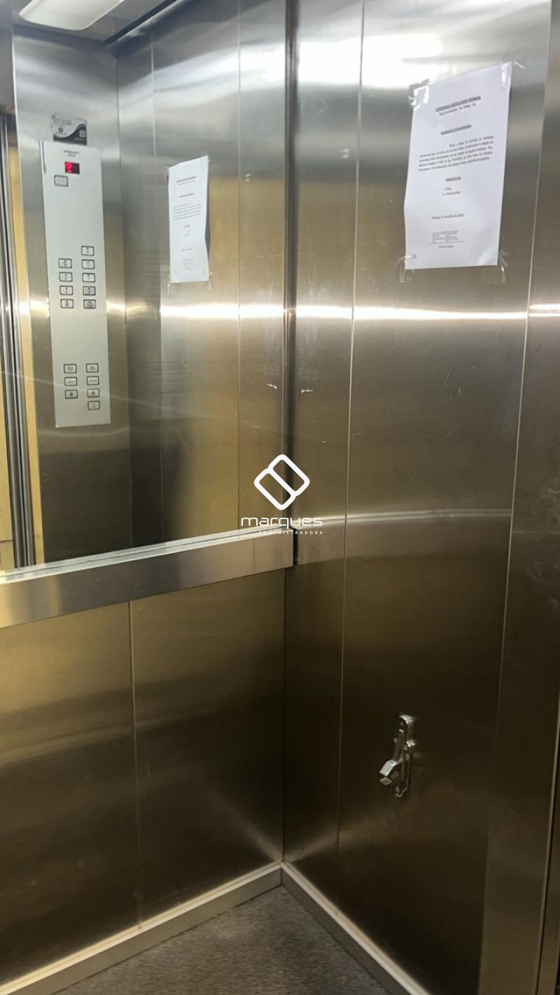 Sala com 1 banheiro e 75m² para alugar no bairro Centro, Pelotas