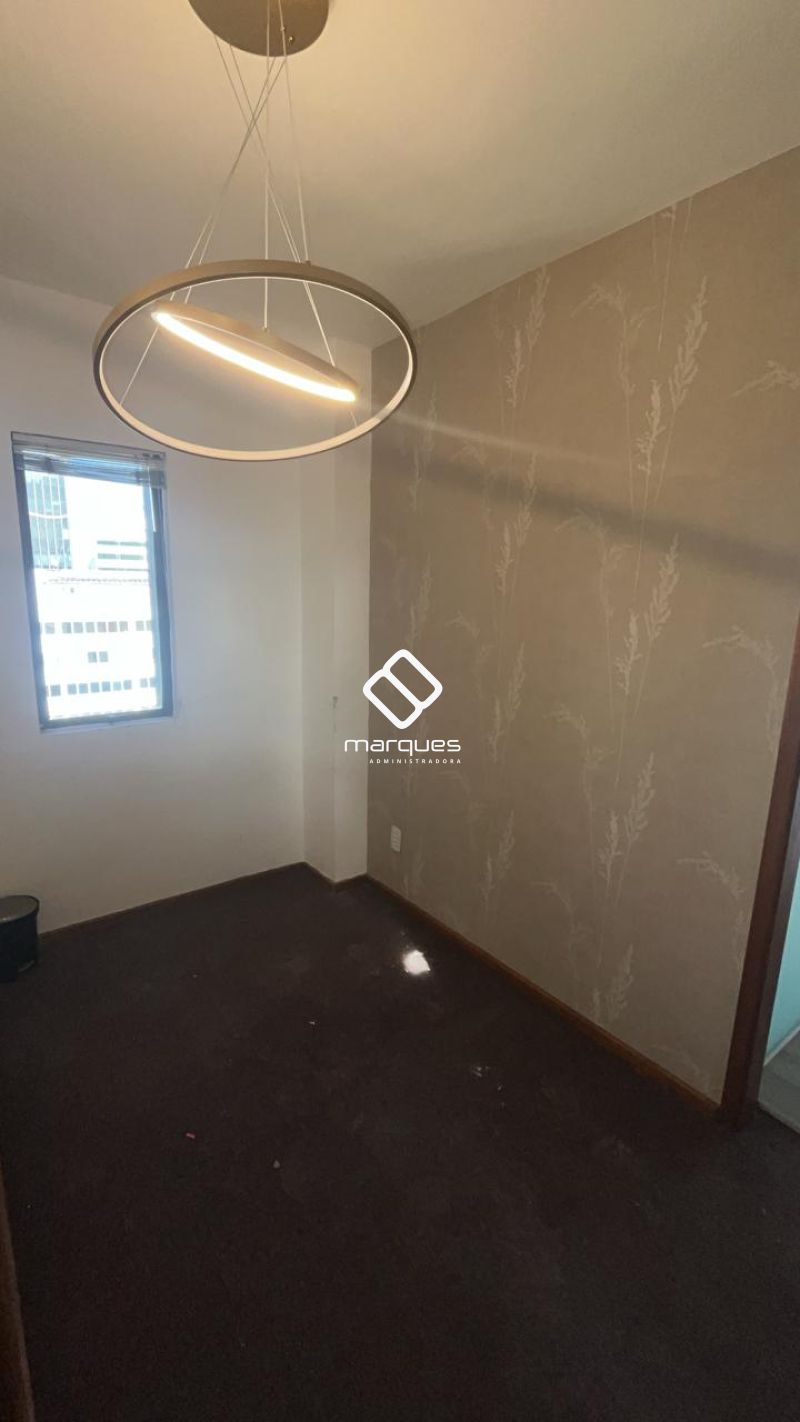 Sala com 1 banheiro e 75m² para alugar no bairro Centro, Pelotas