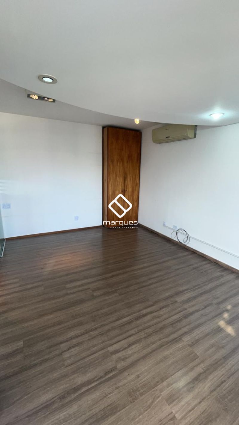 Sala com 1 banheiro e 75m² para alugar no bairro Centro, Pelotas