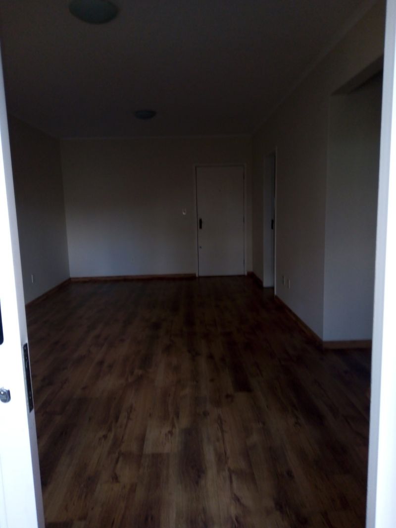 Apartamento com 2 quartos, 2 banheiros e 100m² para alugar no bairro Centro, Pelotas