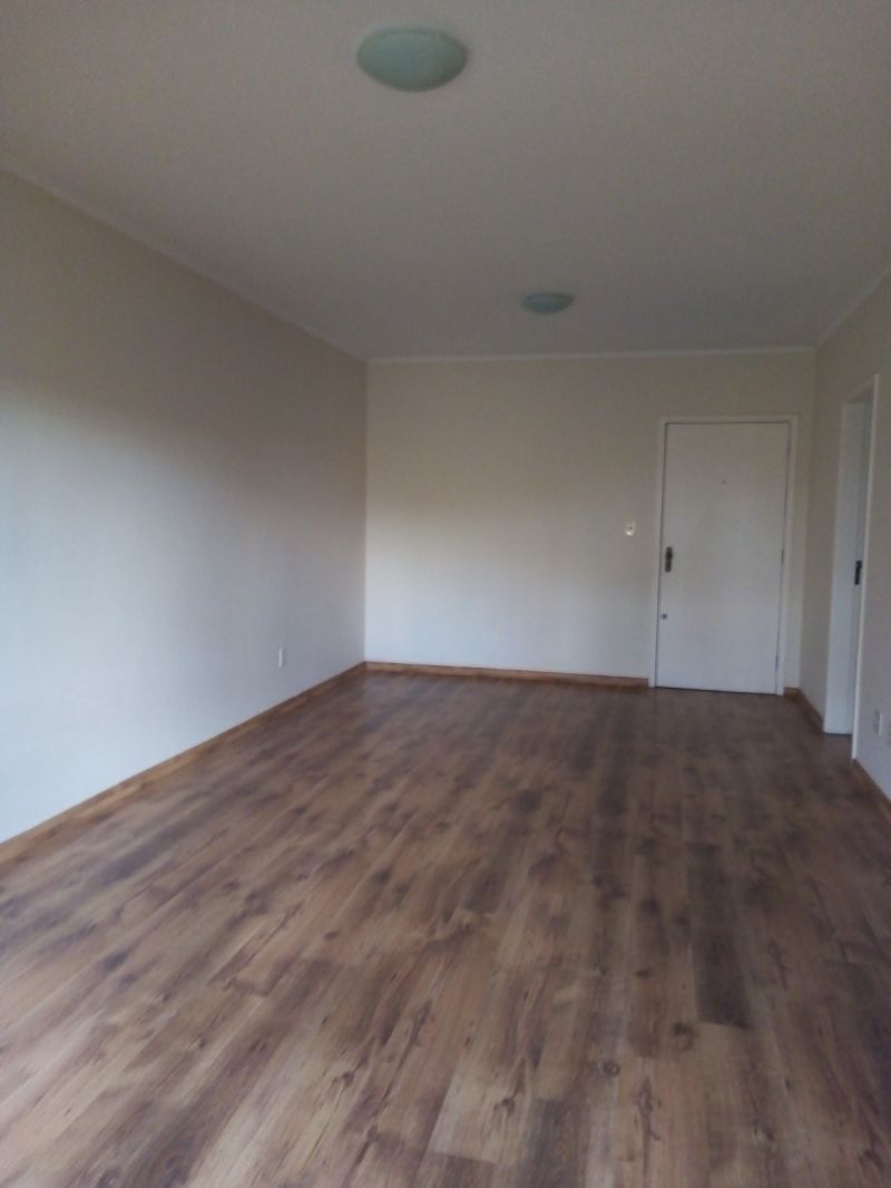 Apartamento com 2 quartos, 2 banheiros e 100m² para alugar no bairro Centro, Pelotas