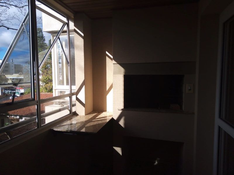 Apartamento com 2 quartos, 2 banheiros e 100m² para alugar no bairro Centro, Pelotas
