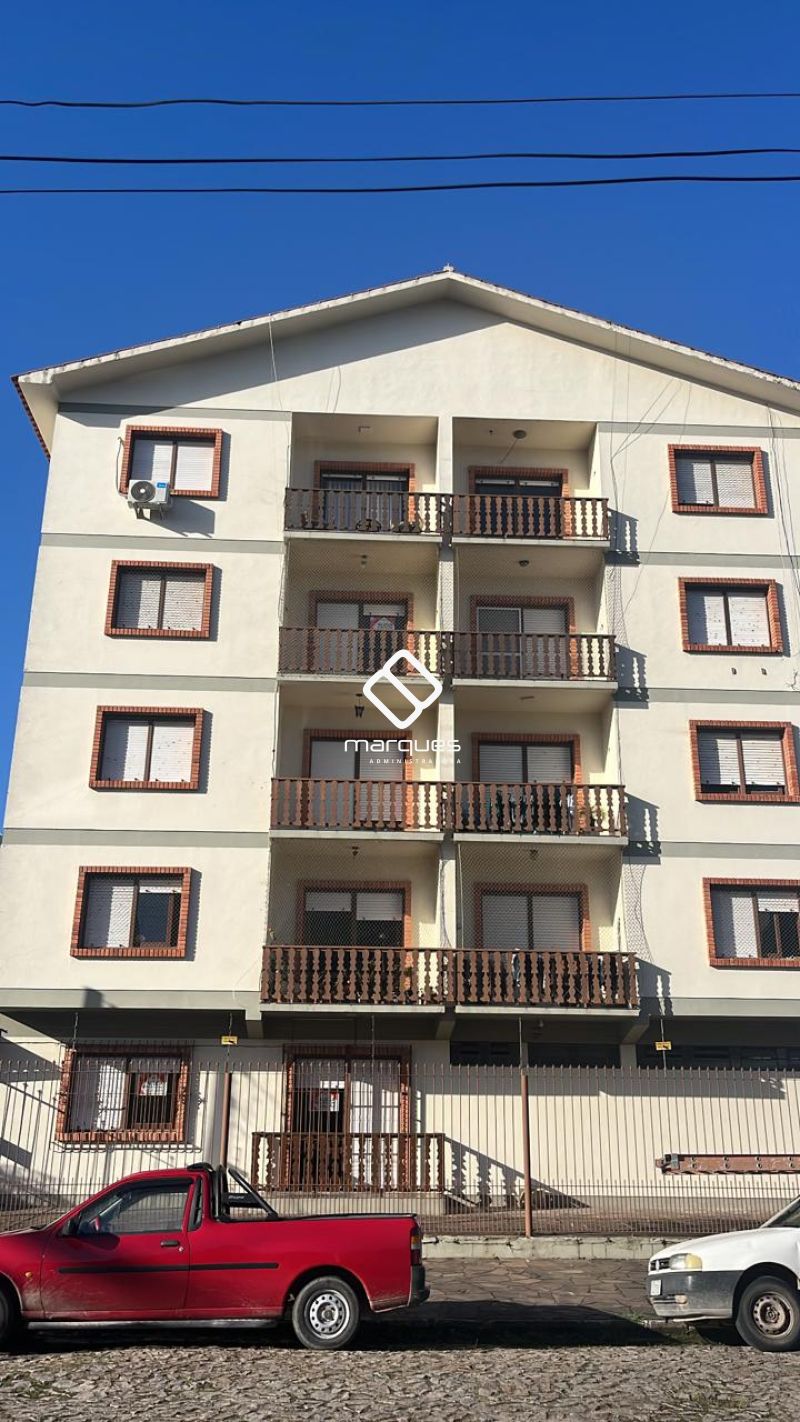 Apartamento com 3 quartos, 2 banheiros e 100m² para alugar no bairro Centro, Pelotas