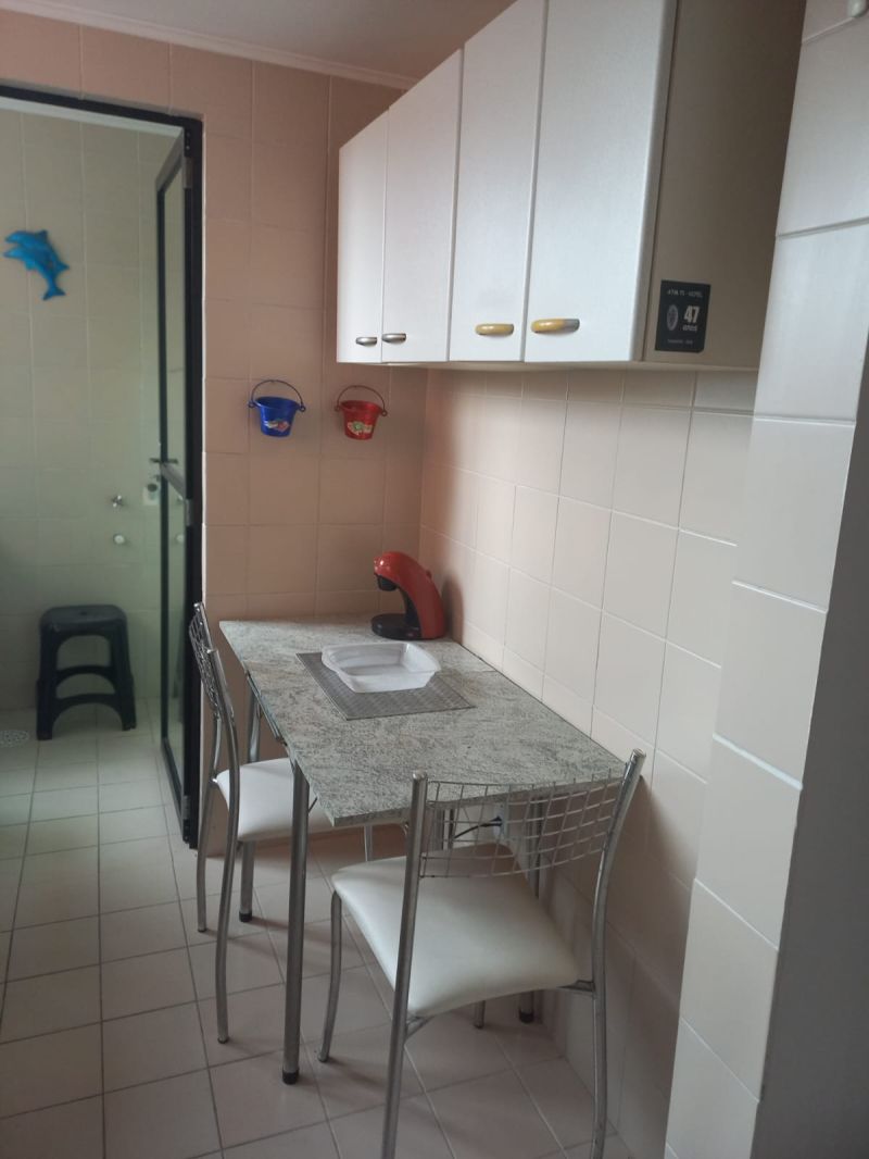 Apartamento com 1 quarto, 1 banheiro e 60m² para alugar no bairro Centro, Pelotas