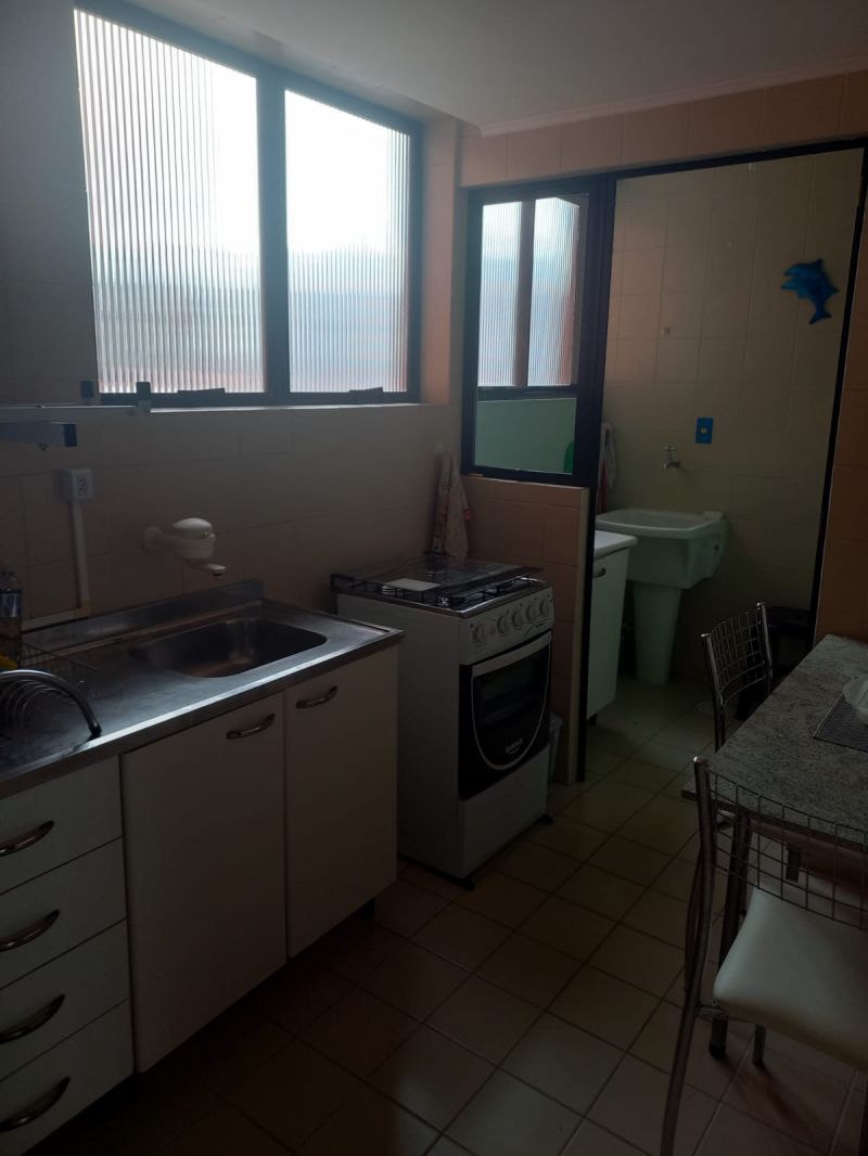 Apartamento com 1 quarto, 1 banheiro e 60m² para alugar no bairro Centro, Pelotas