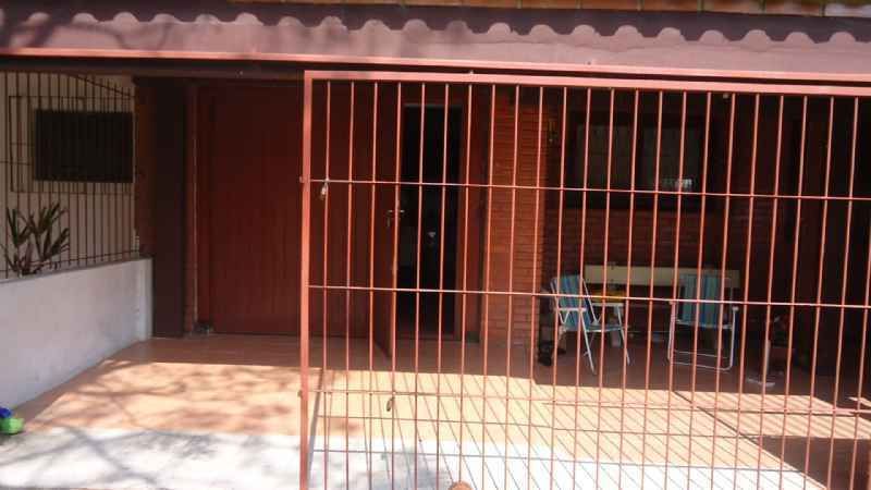 Casa com 2 quartos, 1 banheiro e 143m² à venda no bairro Laranjal, Pelotas
