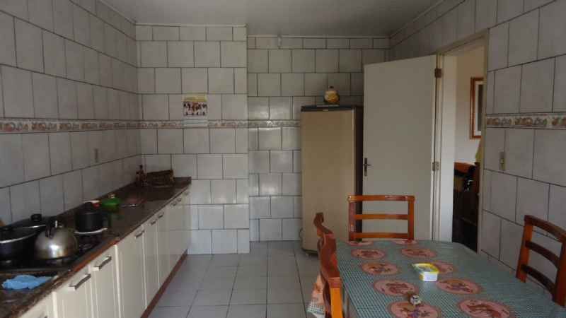 Casa com 2 quartos, 1 banheiro e 143m² à venda no bairro Laranjal, Pelotas