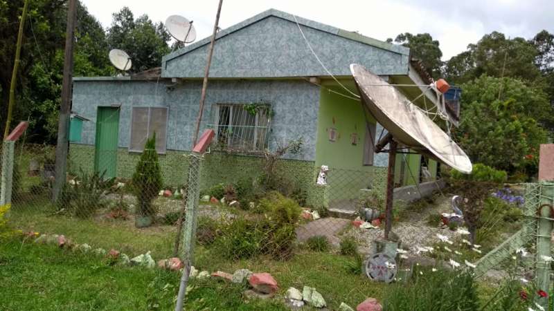 Sítio com 3 quartos, 1 banheiro e 200m² à venda no bairro Fragata, Pelotas
