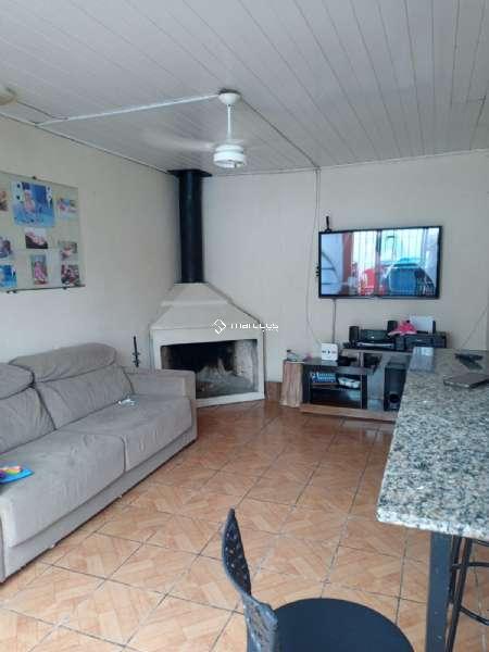 Casa com 3 quartos, 1 banheiro e 112m² à venda no bairro Areal, Pelotas