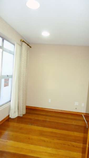 Sala com 62m² à venda no bairro Centro, Pelotas