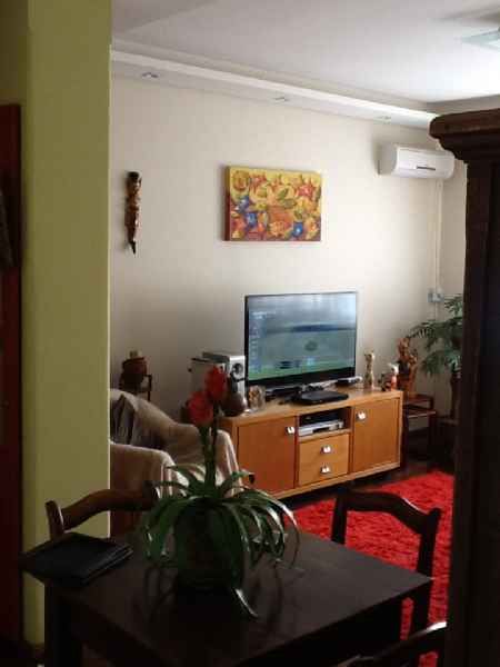 Apartamento com 3 quartos, 1 banheiro e 121m² à venda no bairro Centro, Pelotas