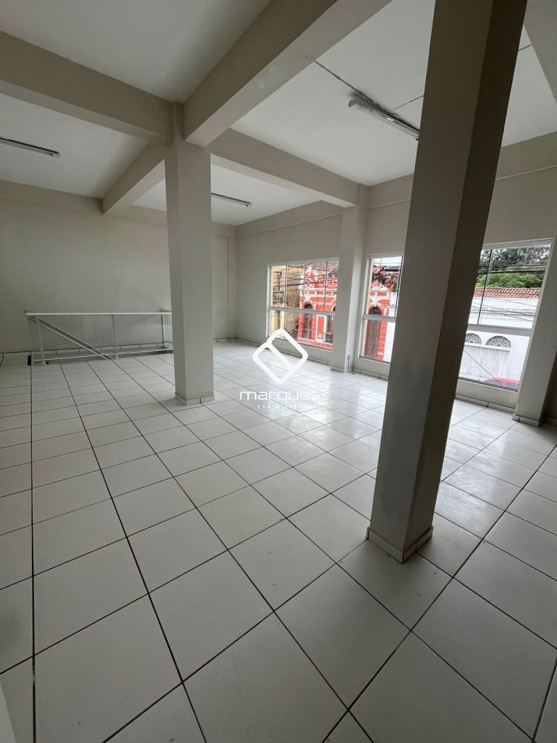 Sala com 1 banheiro e 50m² para alugar no bairro Centro, Pelotas