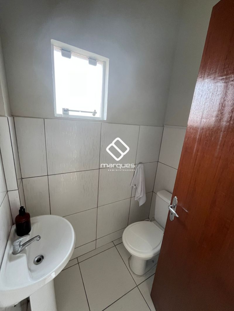 Sala com 1 banheiro e 50m² para alugar no bairro Centro, Pelotas