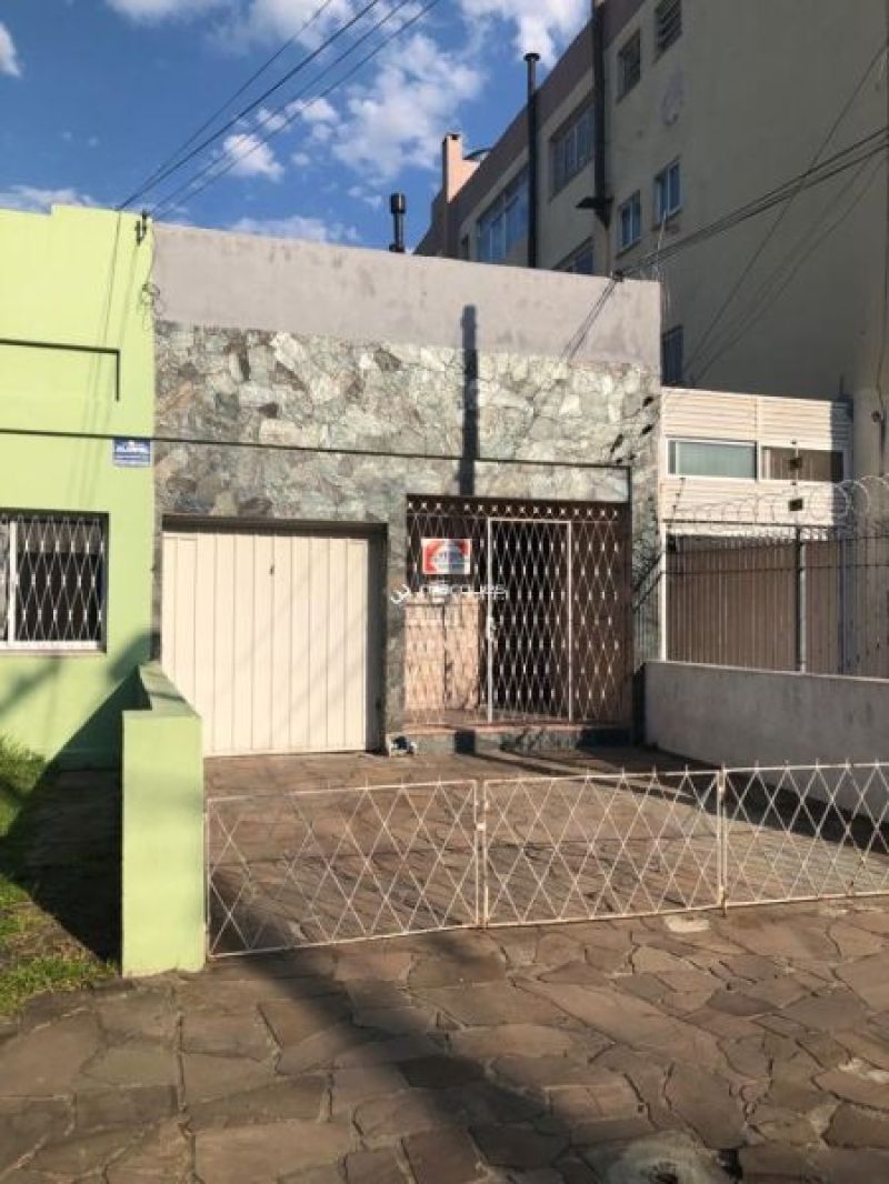 CASA 2 Quartos no bairro CENTRO em PELOTAS