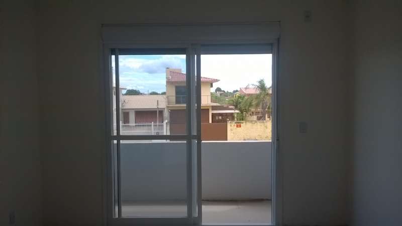 Apartamento com 3 quartos, 1 banheiro e 116m² à venda no bairro Laranjal, Pelotas