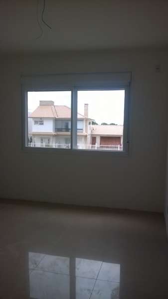 Apartamento com 3 quartos, 1 banheiro e 116m² à venda no bairro Laranjal, Pelotas
