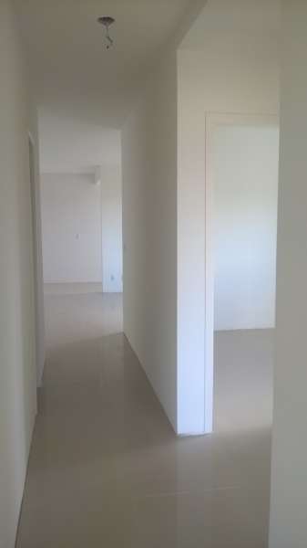 Apartamento com 3 quartos, 1 banheiro e 116m² à venda no bairro Laranjal, Pelotas
