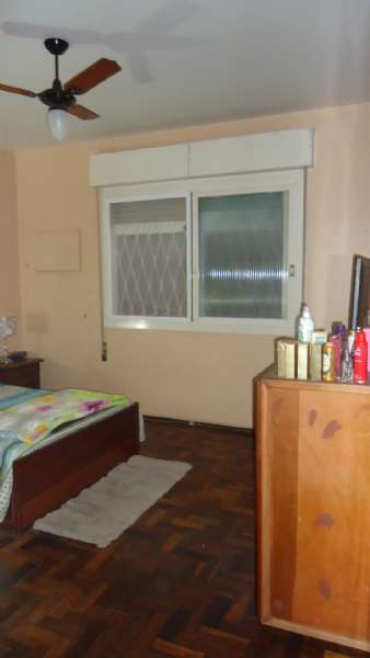 Apartamento com 2 quartos, 1 banheiro e 76m² à venda no bairro Centro, Pelotas