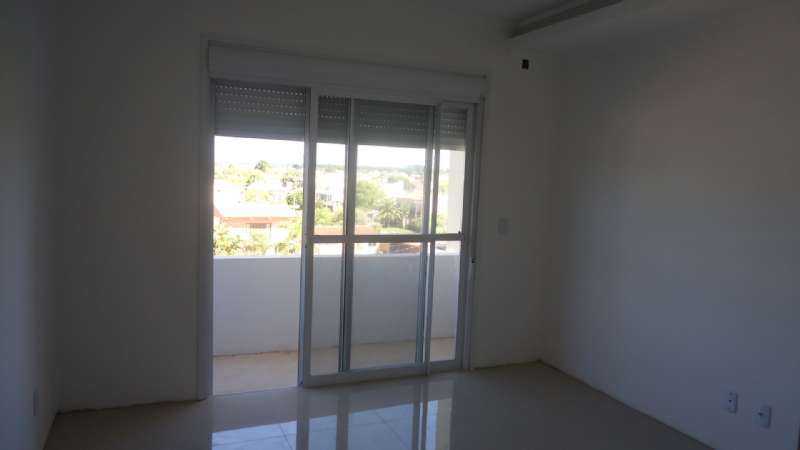 Apartamento com 3 quartos, 1 banheiro e 116m² à venda no bairro Laranjal, Pelotas