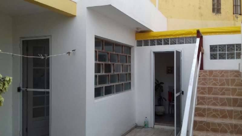 Casa com 3 quartos, 2 banheiros e 174m² à venda no bairro Laranjal, Pelotas