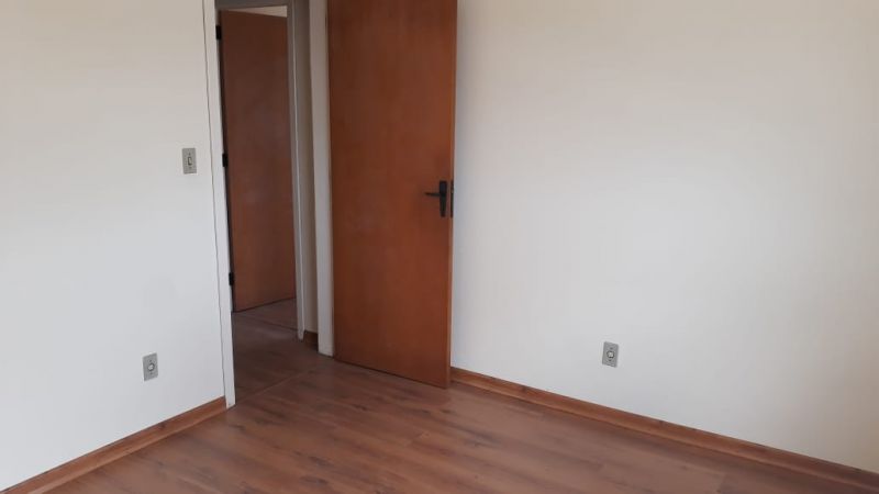 Apartamento com 2 quartos, 1 banheiro e 96m² à venda no bairro Centro, Pelotas