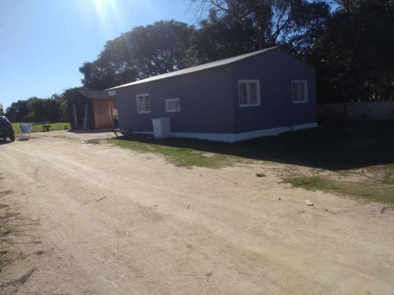 Casa Comercial com 3 quartos, 1 banheiro e 160m² à venda no bairro Sítio Floresta, Pelotas