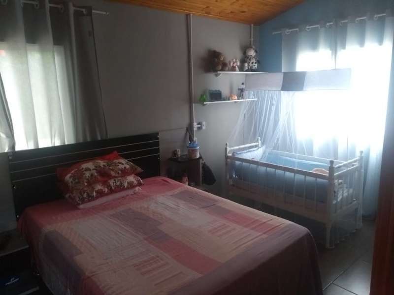 Casa Comercial com 3 quartos, 1 banheiro e 160m² à venda no bairro Sítio Floresta, Pelotas