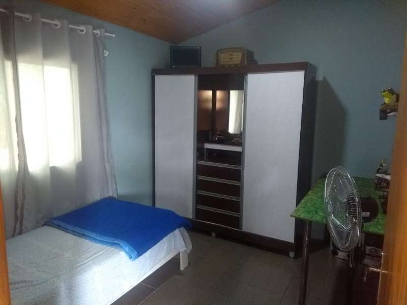 Casa Comercial com 3 quartos, 1 banheiro e 160m² à venda no bairro Sítio Floresta, Pelotas