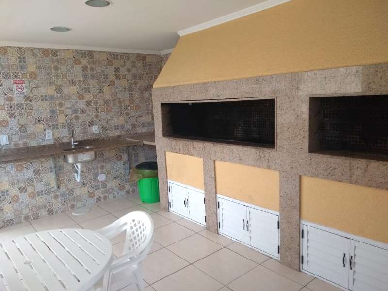 Apartamento com 2 quartos, 2 banheiros e 76m² à venda no bairro Centro, Pelotas