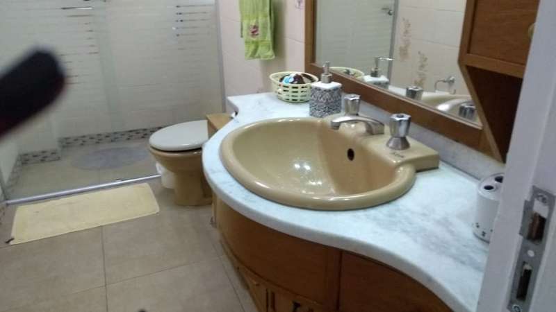 Apartamento com 3 quartos, 2 banheiros e 132m² à venda no bairro Centro, Pelotas