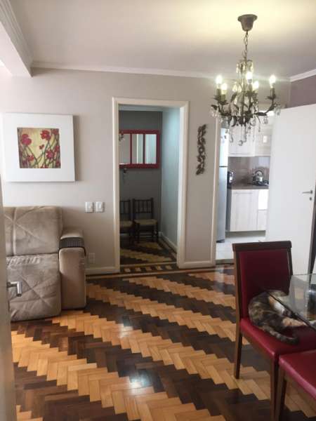 Apartamento com 3 quartos, 2 banheiros e 95m² à venda no bairro Centro, Pelotas