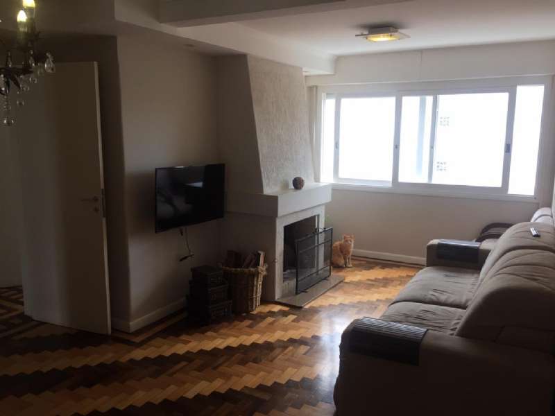 Apartamento com 3 quartos, 2 banheiros e 95m² à venda no bairro Centro, Pelotas