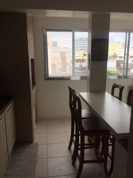 Apartamento com 3 quartos, 2 banheiros e 95m² à venda no bairro Centro, Pelotas