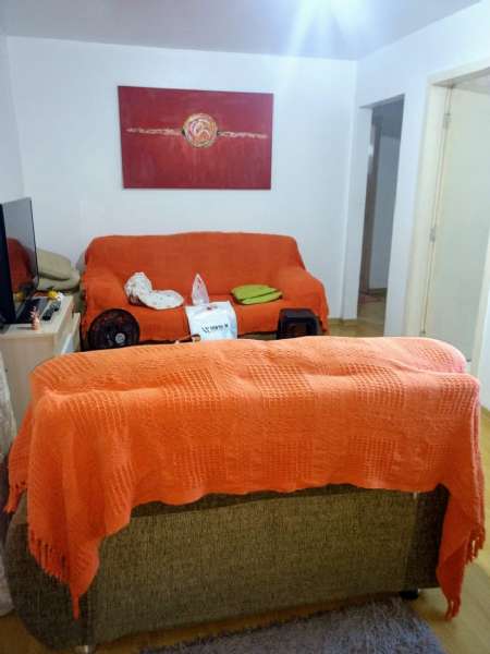 Apartamento com 2 quartos, 1 banheiro e 90m² à venda no bairro Centro, Pelotas