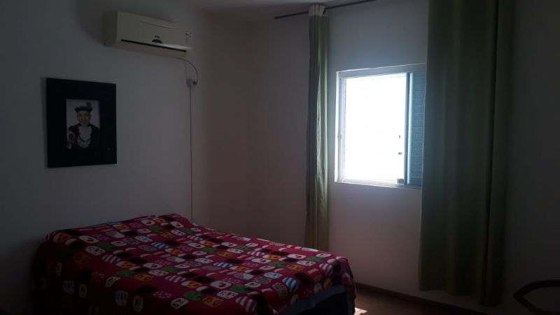 Casa com 2 quartos, 2 banheiros e 140m² à venda no bairro Laranjal, Pelotas