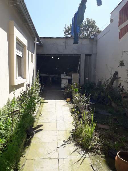 Casa com 3 quartos, 1 banheiro e 300m² à venda no bairro Centro, Pelotas