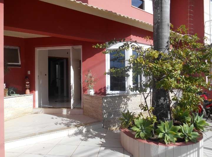 Casa com 2 quartos e 1 banheiro à venda no bairro Centro, Pelotas
